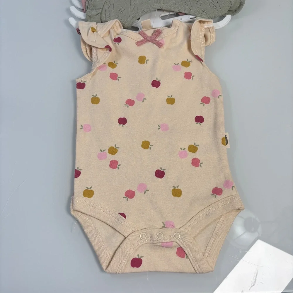 Rabbit + Bear Organic Baby 3-6M Pink Green Bodysuit Set NWT Ruffle Apple